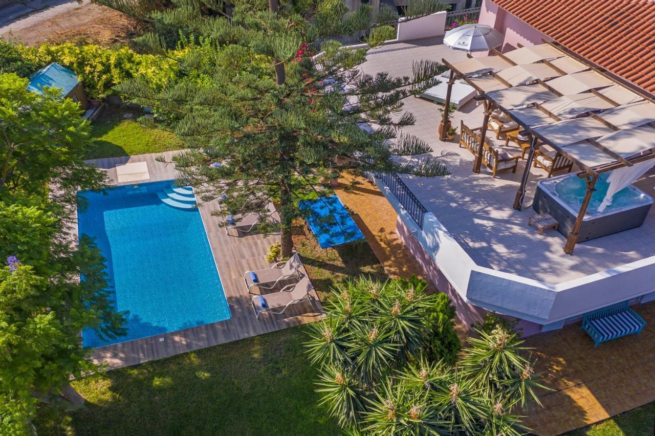 Anna'S Brilliant Villa In Ialysos Bagian luar foto